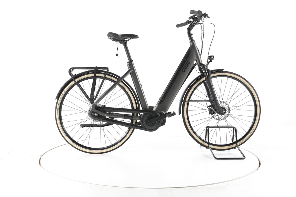 QWIC Premium i MN7+ City E-Bike Tiefeinsteiger - Image 1
