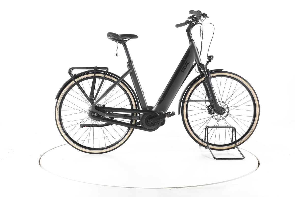 QWIC Premium i MN7+ City E-Bike Tiefeinsteiger - Image 1