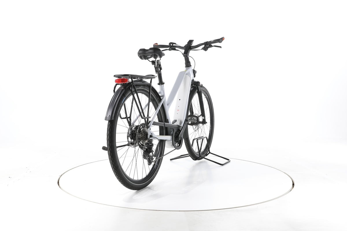 KTM Macina Style Pro Trekking E-Bike - Image 11