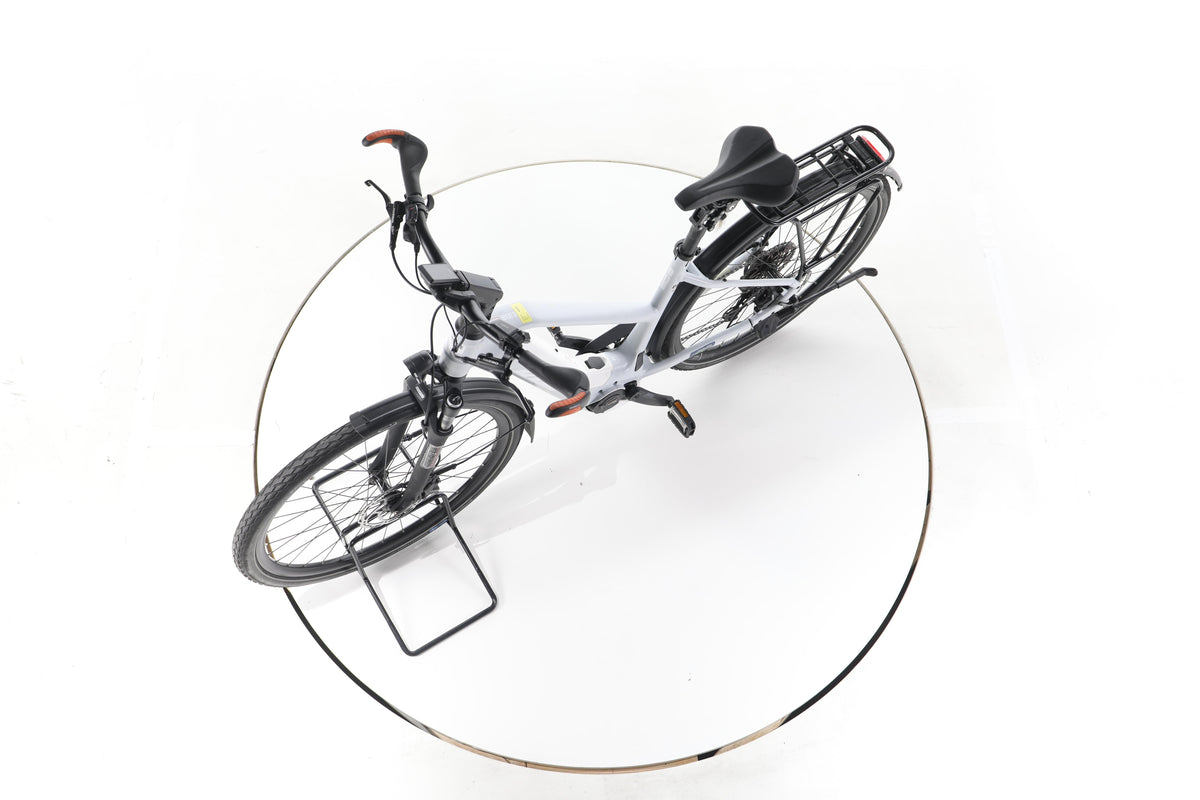 KTM Macina Style Pro Trekking E-Bike - Image 18