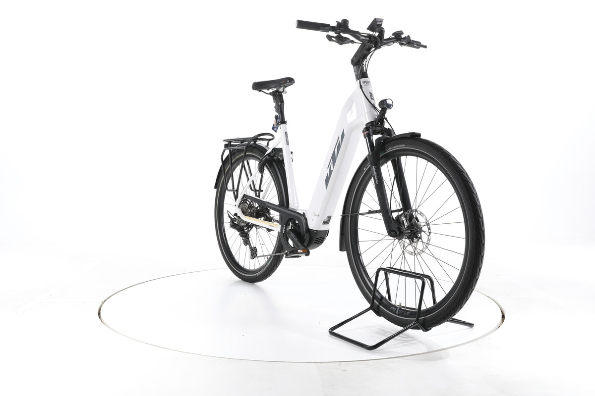 KTM Macina Style 720 Trekking E-Bike Tiefeinsteiger - Image 3