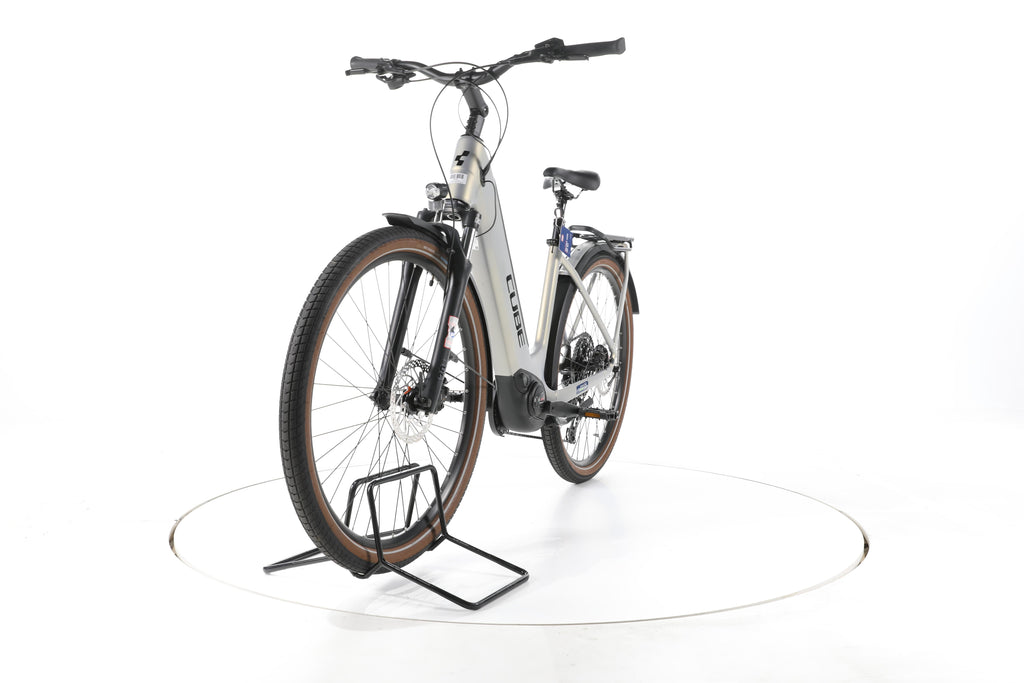 Cube Touring Hybrid Pro Trekking E-Bike Tiefeinsteiger - Image 5