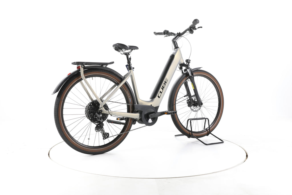 Cube Touring Hybrid Pro Trekking E-Bike Tiefeinsteiger - Image 12