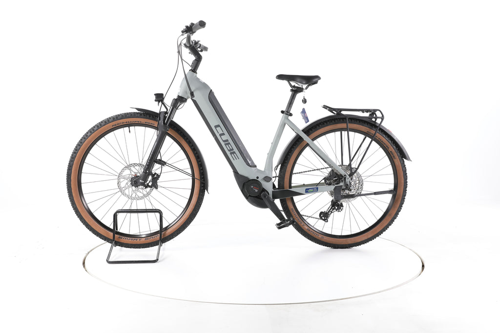 Cube Reaction Hybrid Race Trekking E-Bike Tiefeinsteiger - Image 7