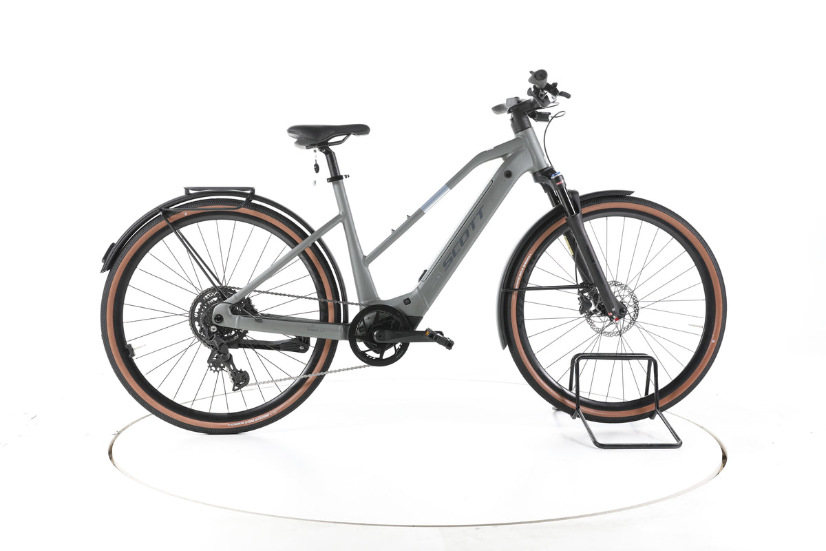 Scott Passage 30 Trekking E-Bike 2025 - Image 1