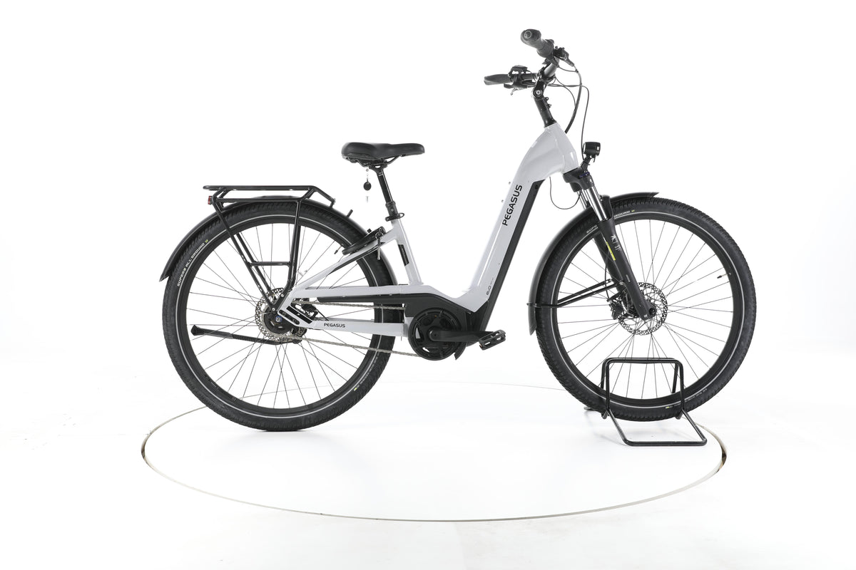 Pegasus Savino City E-Bike Tiefeinsteiger - Image 1