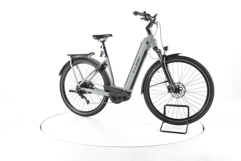Cube Kathmandu Hybrid ONE Trekking E-Bike Tiefeinsteiger - Image 2
