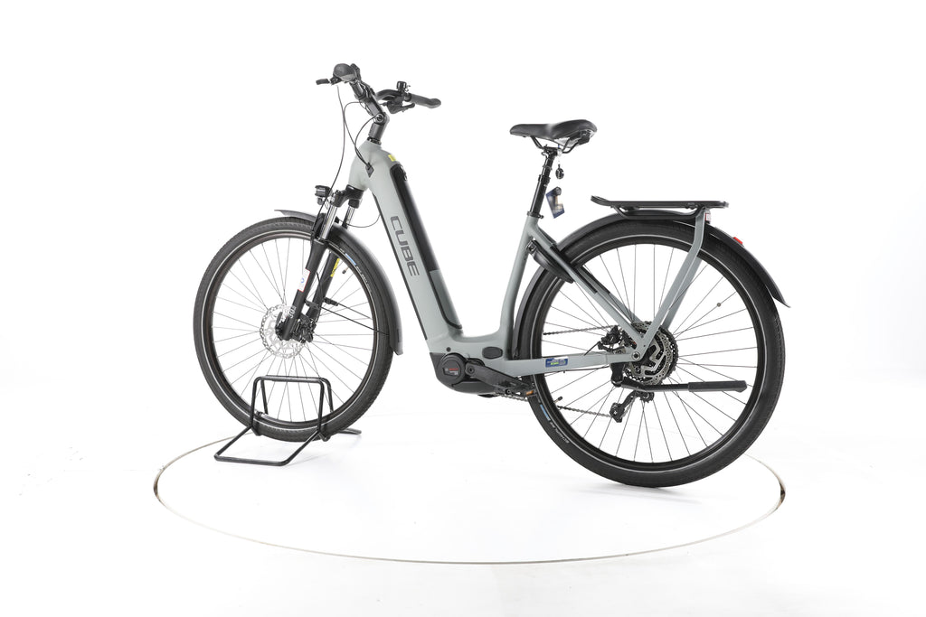 Cube Kathmandu Hybrid ONE Trekking E-Bike Tiefeinsteiger - Image 8