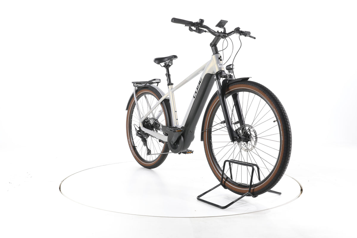 Cube Touring Hybrid Pro Trekking E-Bike - Image 3