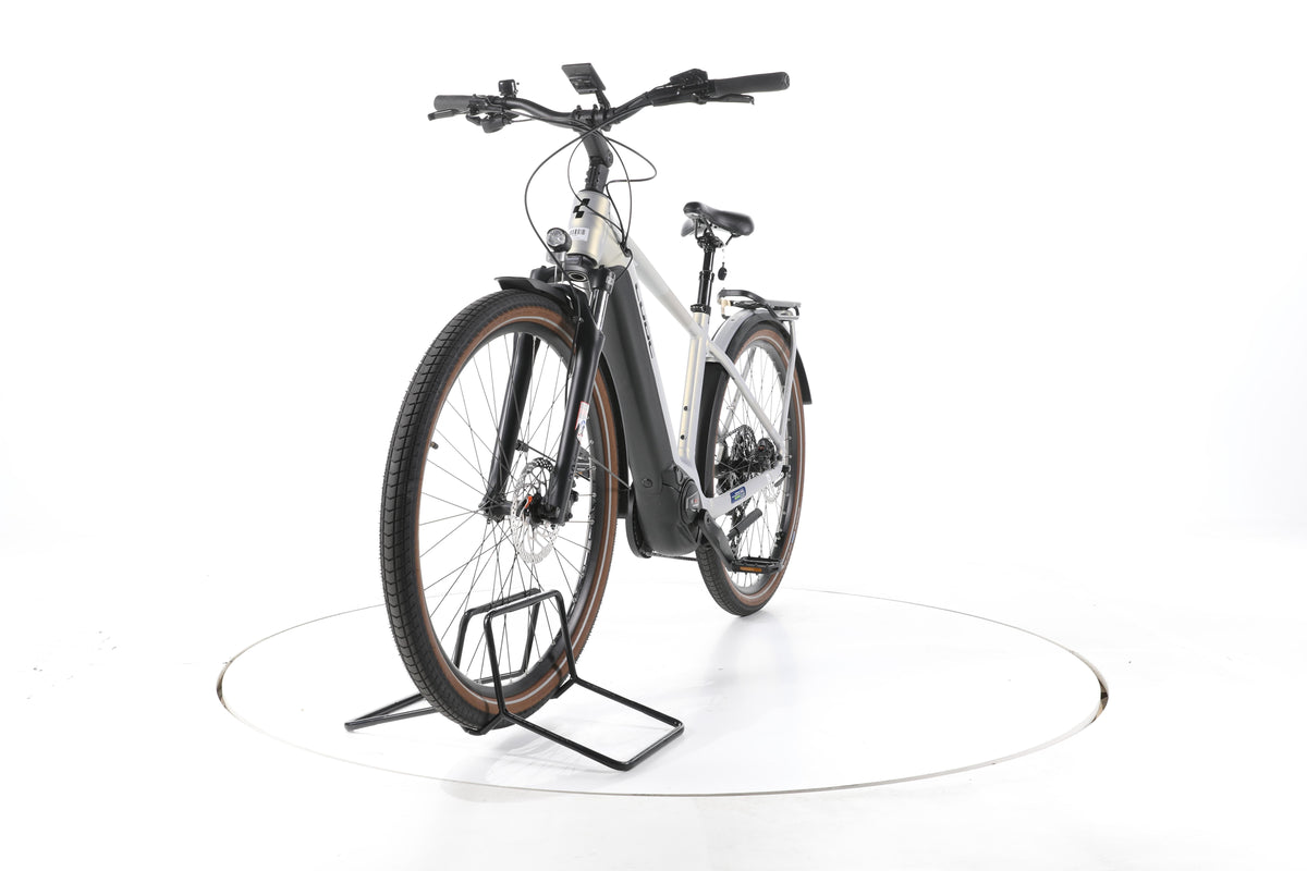 Cube Touring Hybrid Pro Trekking E-Bike - Image 5