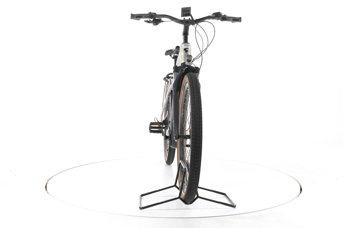 Cube Touring Hybrid Pro 625 Trekking E-Bike 2024 - Image 4