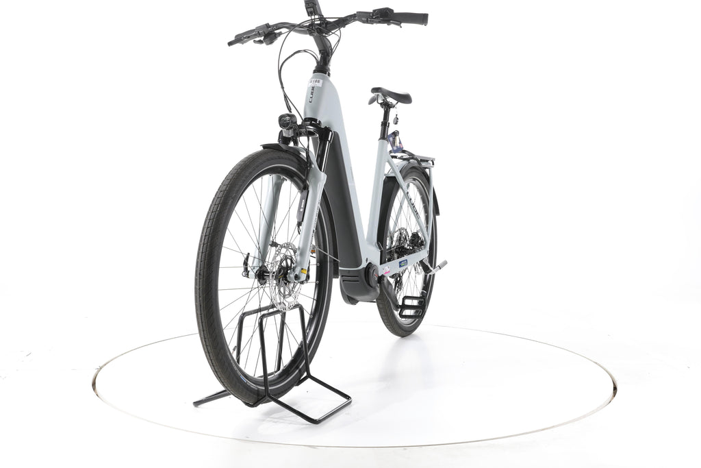 Cube Kathmandu Hybrid Trekking E-Bike Tiefeinsteiger 2025 - Image 5