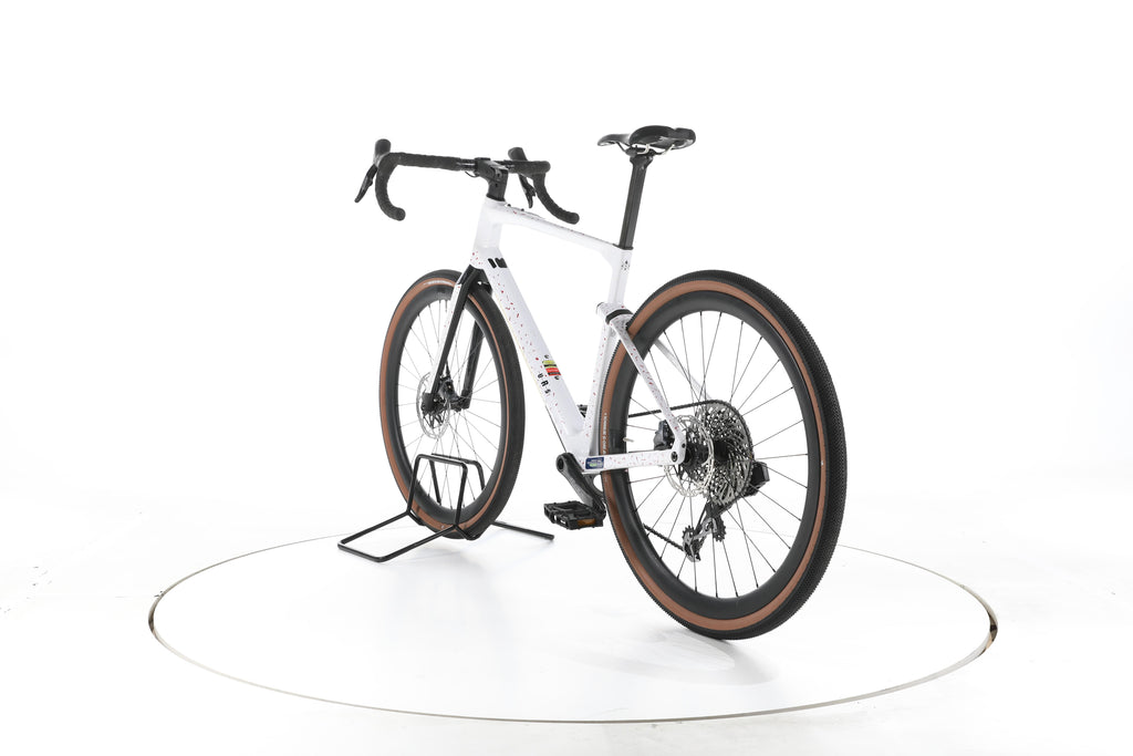 BMC URS 01 TWO Gravelbike Carbon 2024 - Image 9