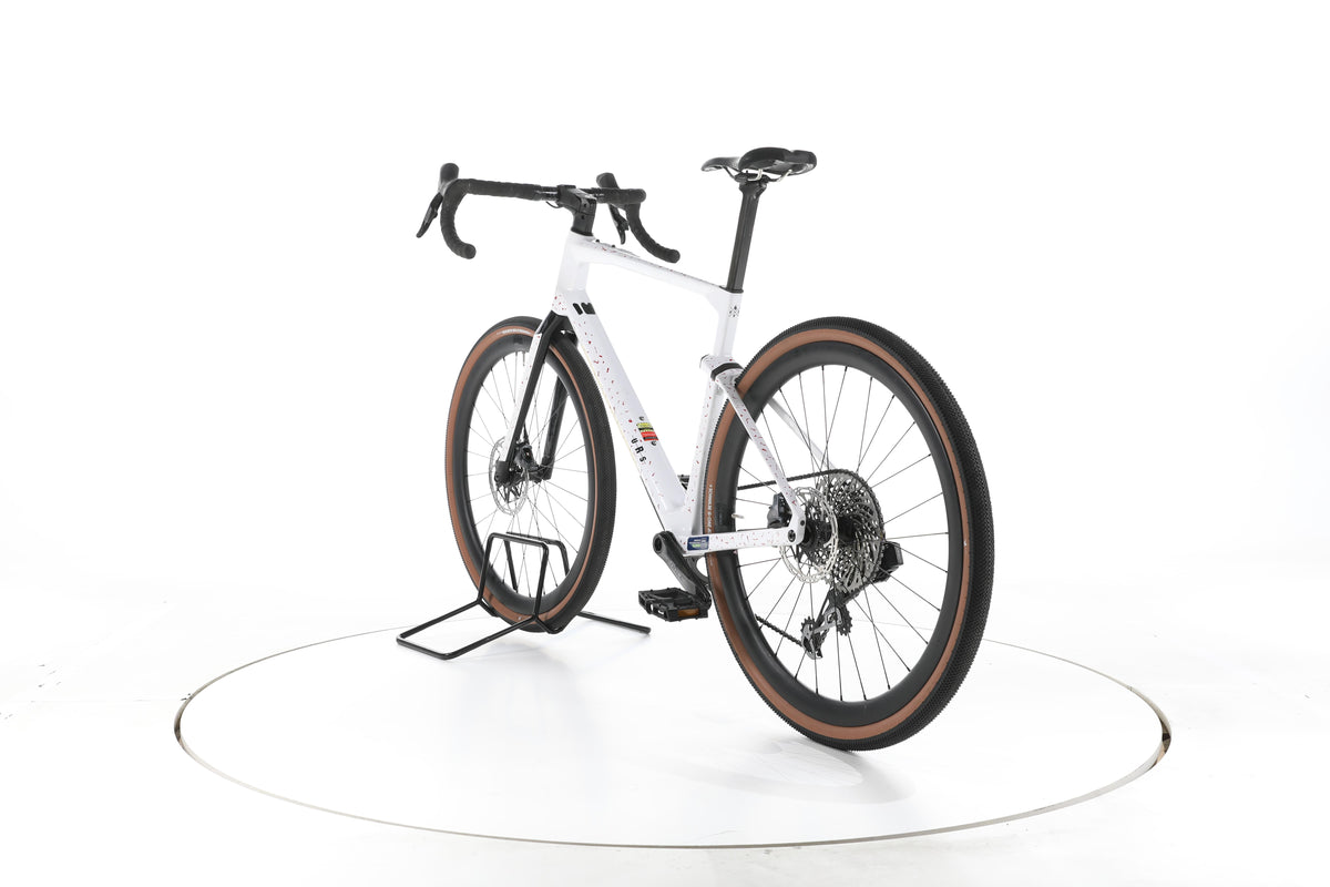BMC URS 01 TWO Gravelbike Carbon 2024 - Image 9