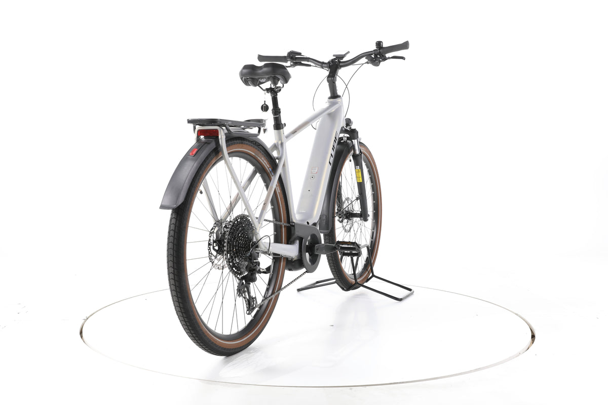 Cube Touring Hybrid Pro 625 Trekking E-Bike - Image 11
