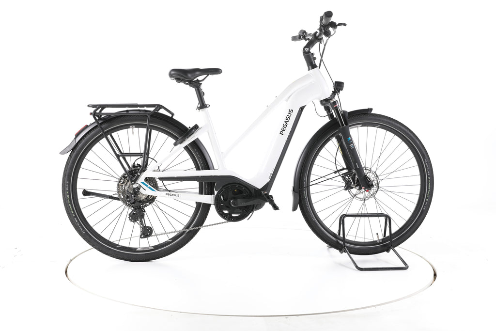 Pegasus Premio Evo 11 Trekking E-Bike - Image 1