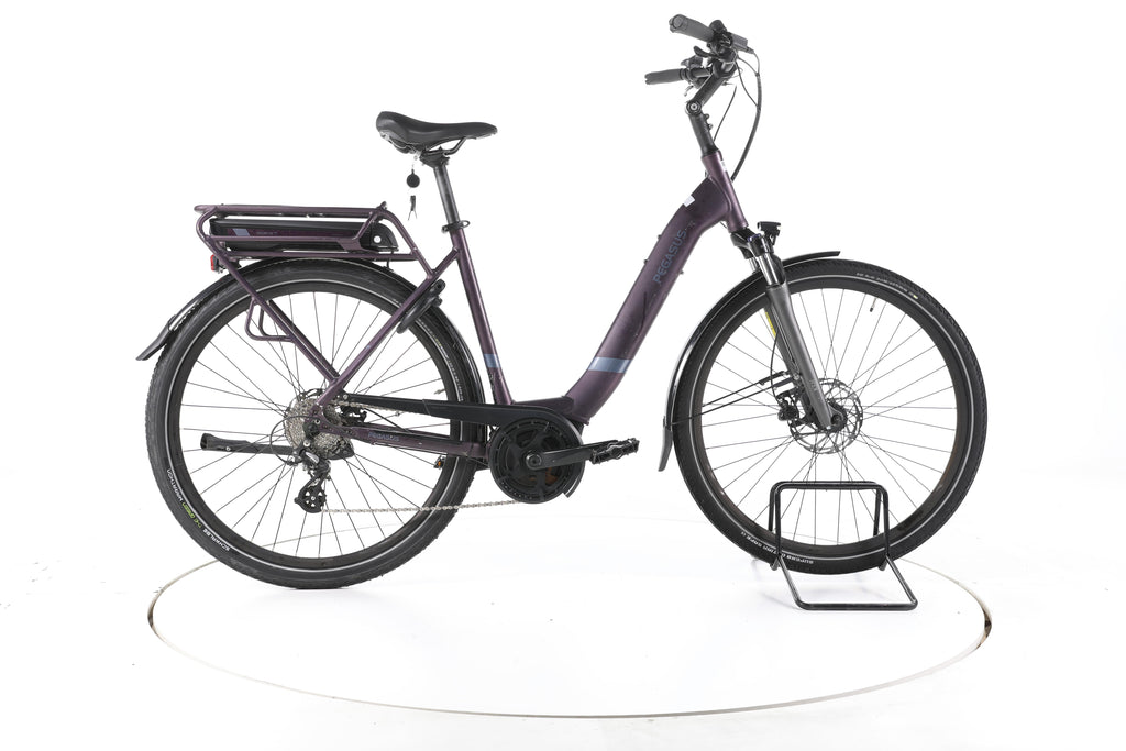 Pegasus Solero E8 Plus Trekking E-Bike Tiefeinsteiger - Image 1