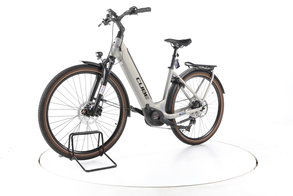 Cube Touring Hybrid Pro Trekking E-Bike Tiefeinsteiger - Image 6