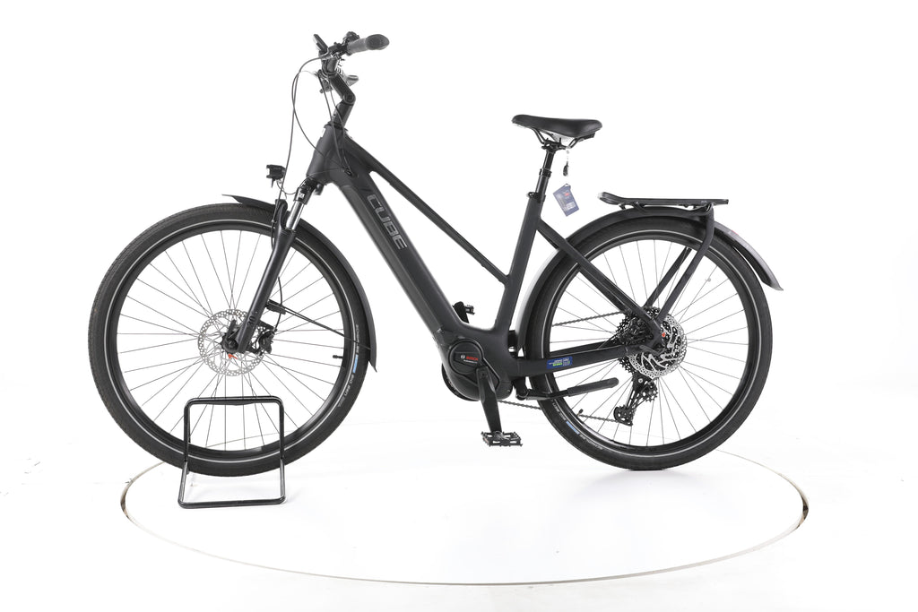 Cube Touring Hybrid Pro Trekking E-Bike - Image 7