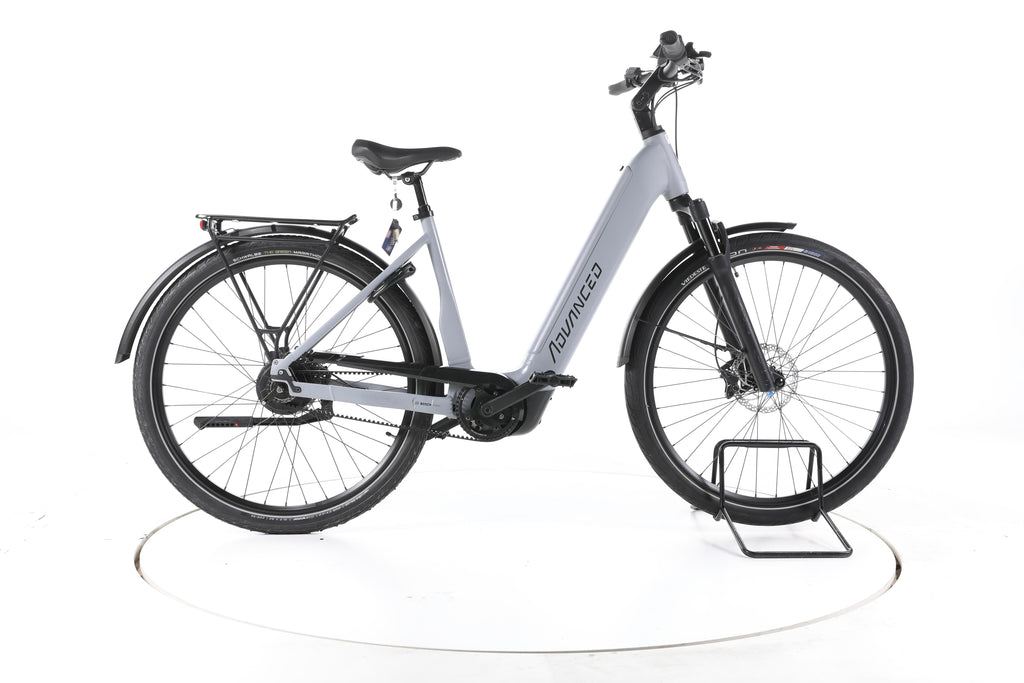 ADVANCED TREKKING Pro City E-Bike Tiefeinsteiger - Image 1