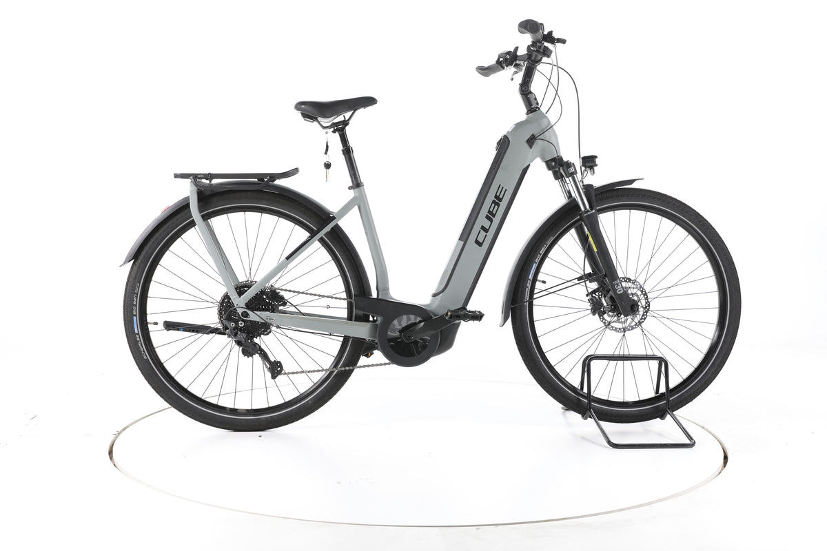 Cube Kathmandu Hybrid ONE 750 Trekking E-Bike Tiefeinsteiger - Image 1