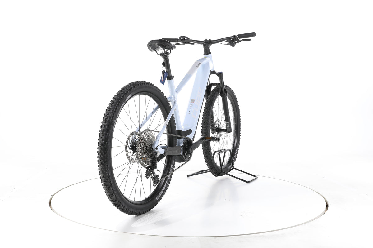 Cube Reaction Hybrid Pro Trekking E-Bike - Image 11