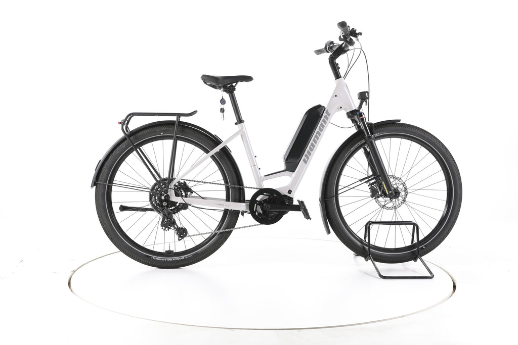 Diamant Zing Trekking E-Bike Tiefeinsteiger 2025 - Image 1