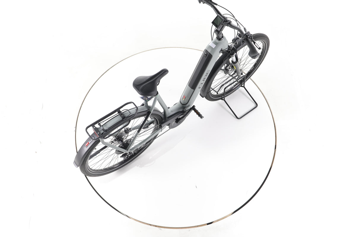 Cube Kathmandu Hybrid ONE Trekking E-Bike Tiefeinsteiger - Image 24