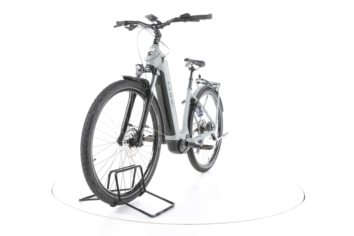 Cube Kathmandu Hybrid ONE Trekking E-Bike Tiefeinsteiger - Image 5