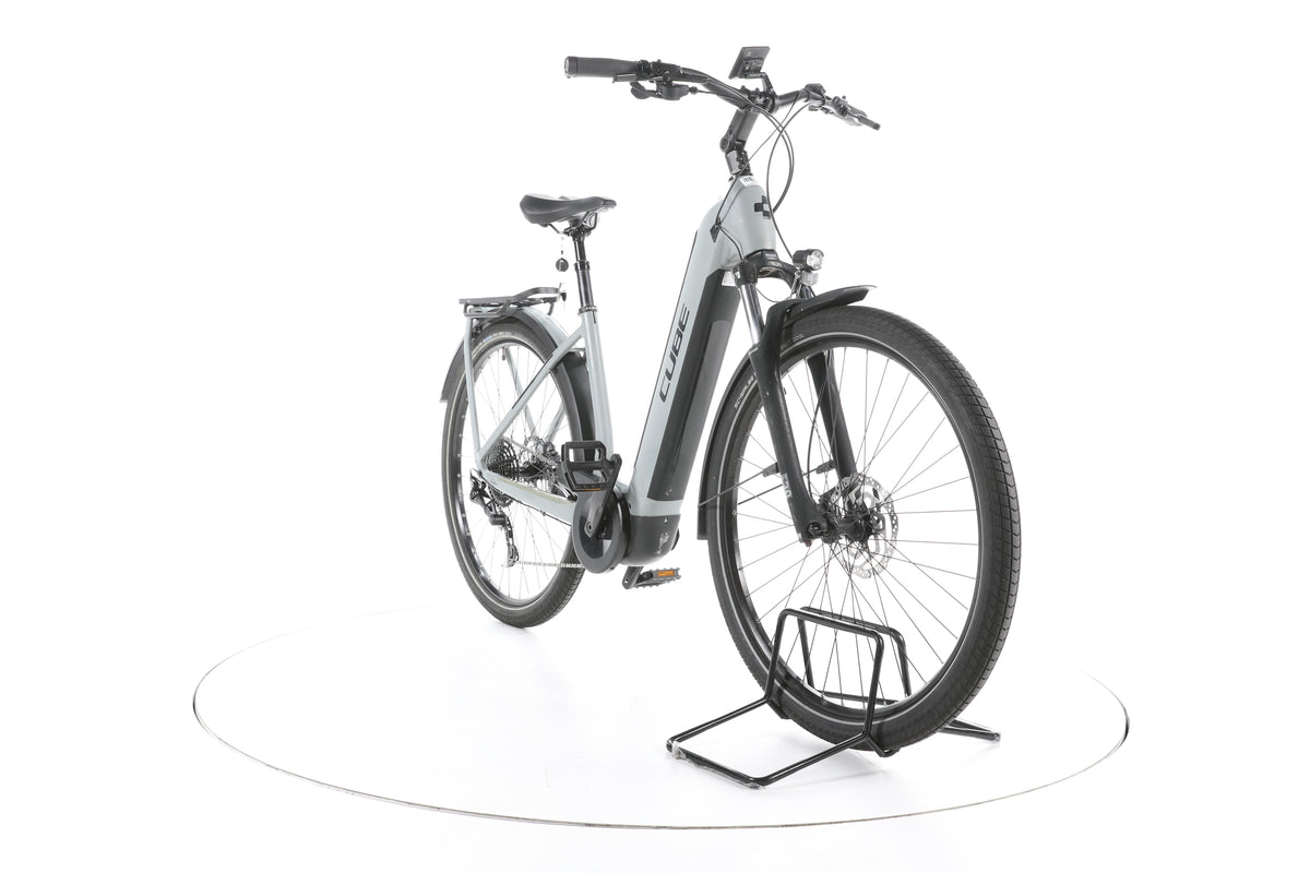 Cube Kathmandu Hybrid One Trekking E-Bike Tiefeinsteiger - Image 3