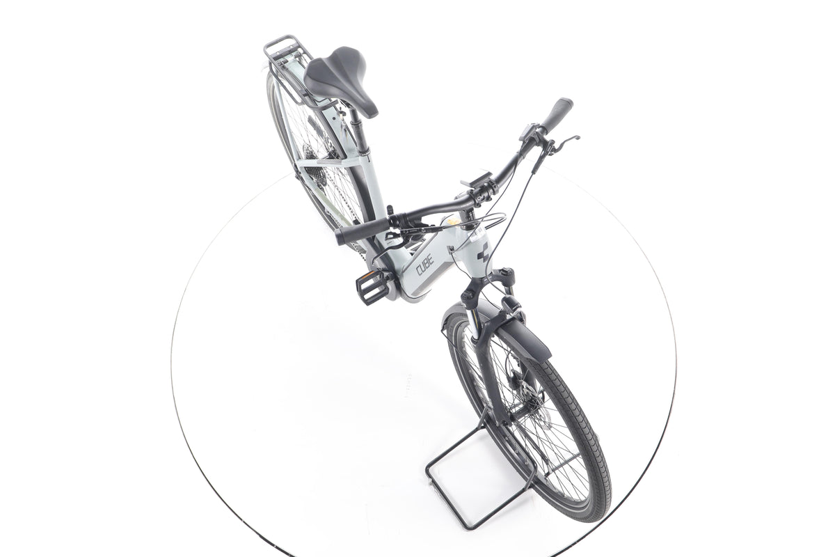 Cube Kathmandu Hybrid One Trekking E-Bike Tiefeinsteiger - Image 15