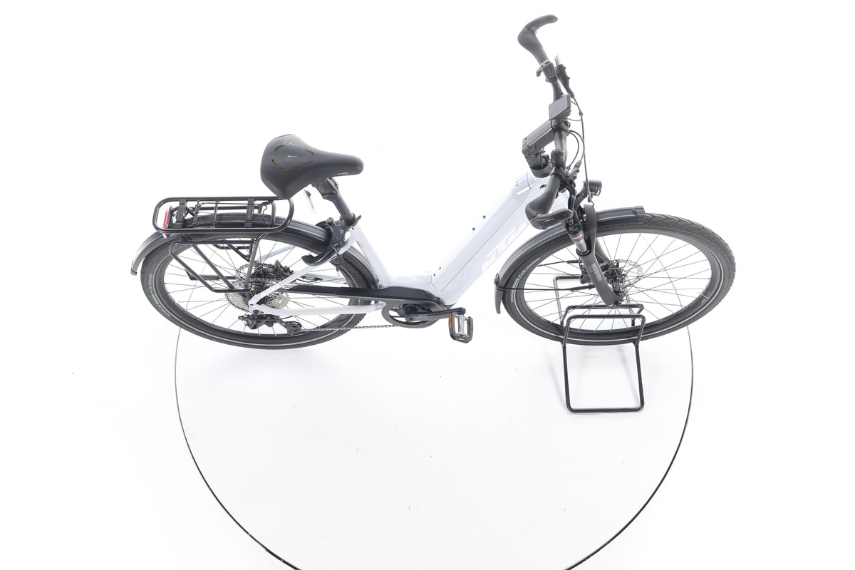 KTM Macina Style X Pro Trekking E-Bike Tiefeinsteiger 2024 - Image 13