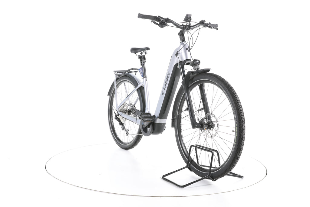 Cube Kathmandu Hybrid SLX Trekking E-Bike Tiefeinsteiger - Image 3