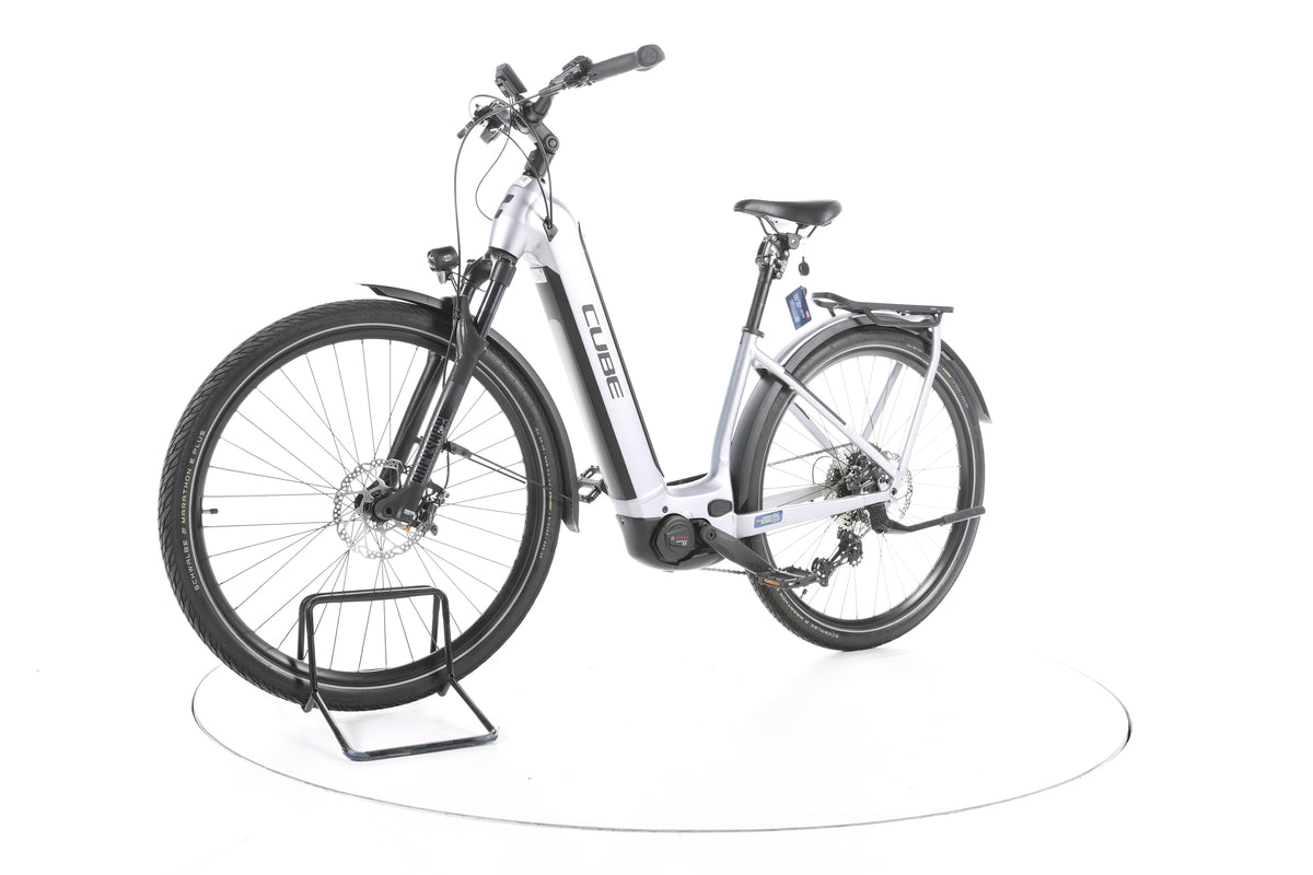 Cube Kathmandu Hybrid SLX Trekking E-Bike Tiefeinsteiger - Image 6
