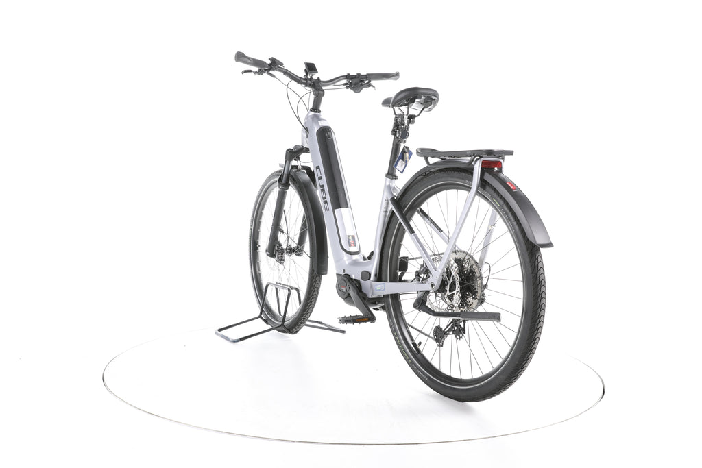 Cube Kathmandu Hybrid SLX Trekking E-Bike Tiefeinsteiger - Image 9