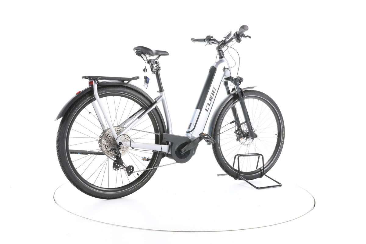 Cube Kathmandu Hybrid SLX Trekking E-Bike Tiefeinsteiger - Image 12