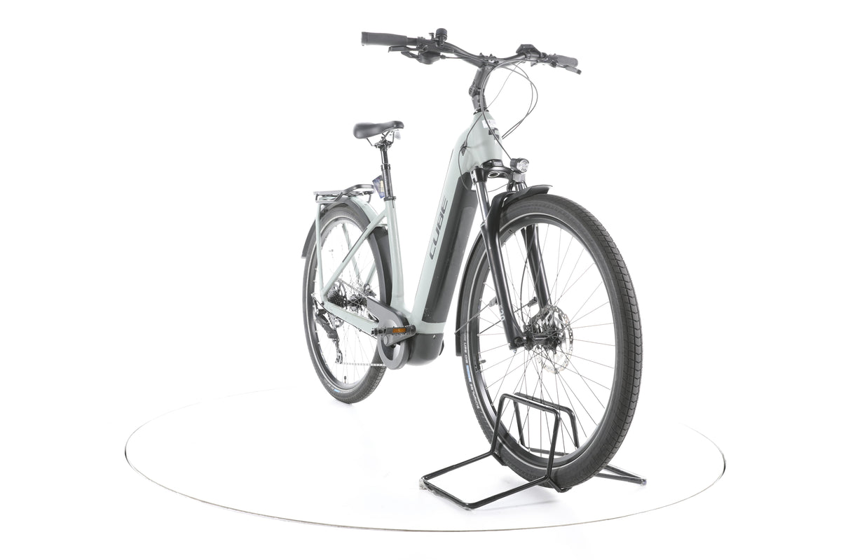 Cube Kathmandu Hybrid ONE 750 Trekking E-Bike Tiefeinsteiger 2024 - Image 3