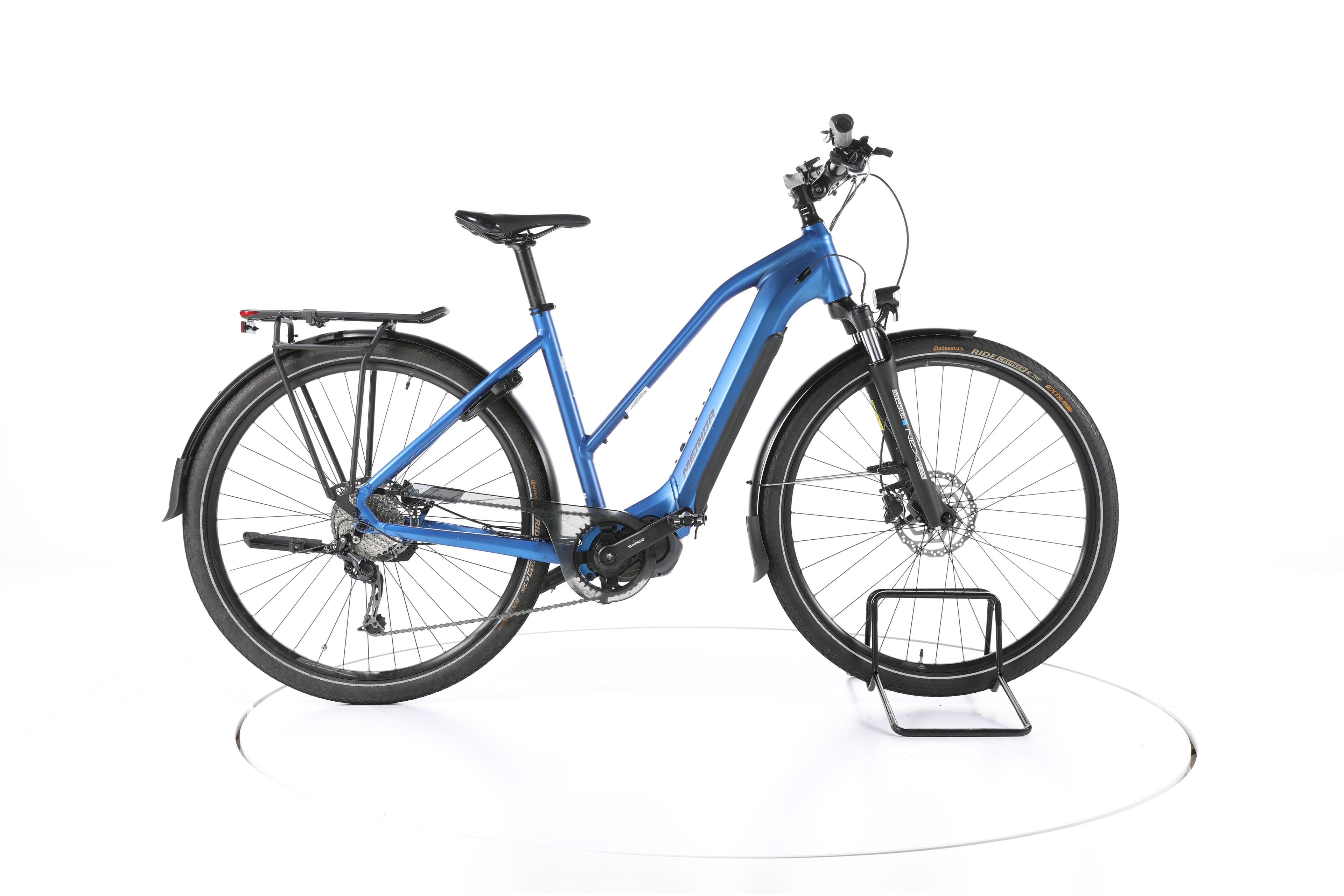 Merida eSPRESSO L 400 S EQ Trekking E-Bike - Image 1