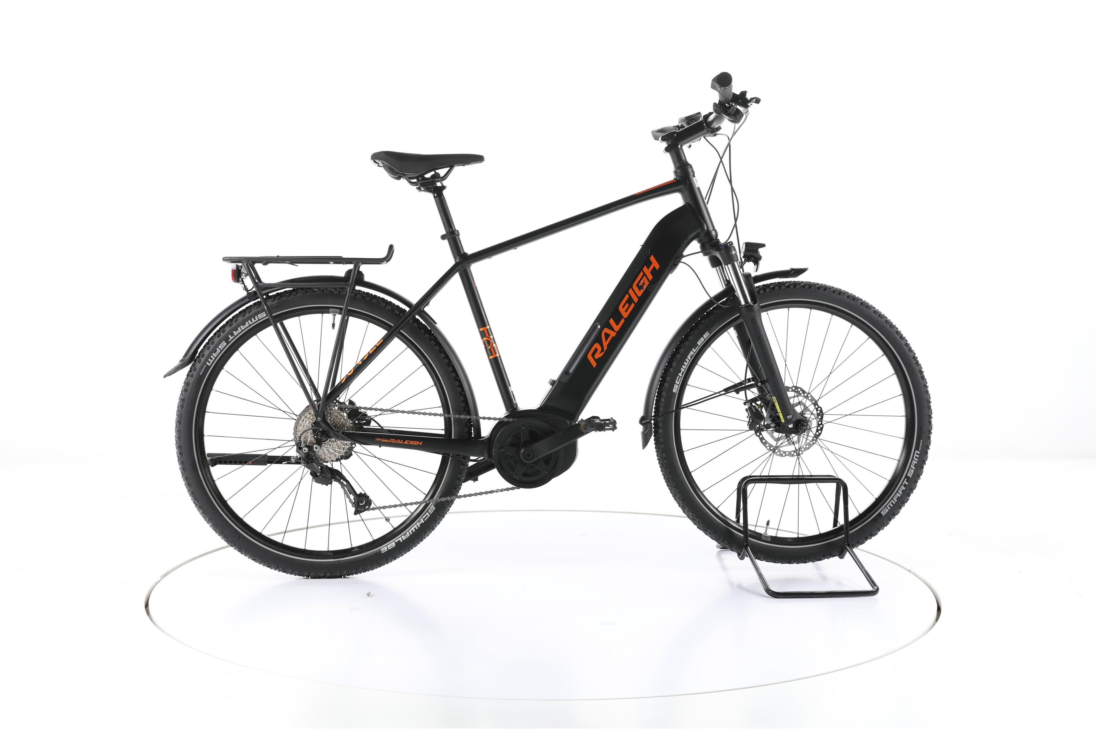 Raleigh DUNDEE LTD Trekking E-Bike - Image 1