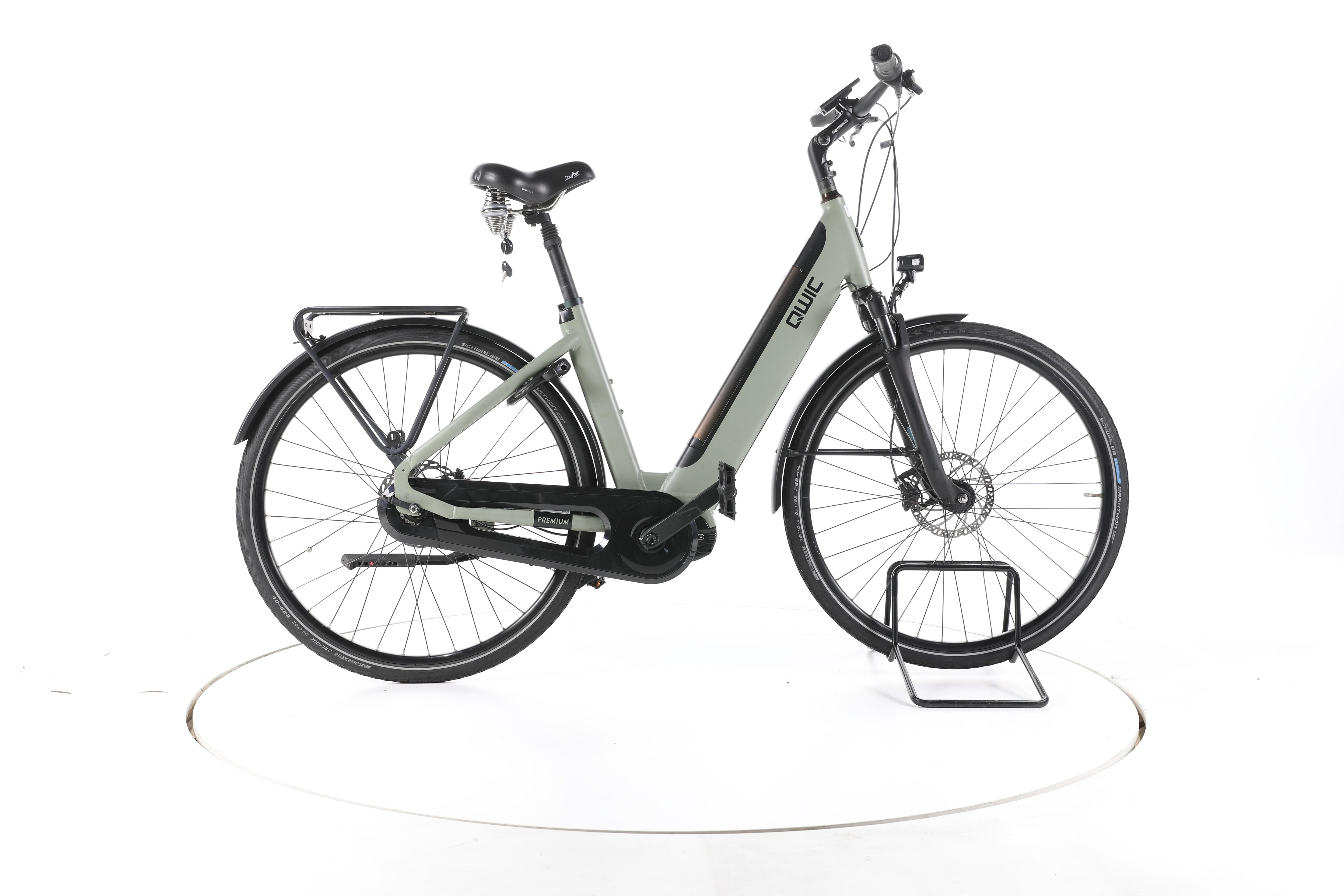 QWIC Premium I MN8+c City E-Bike Tiefeinsteiger - Image 1