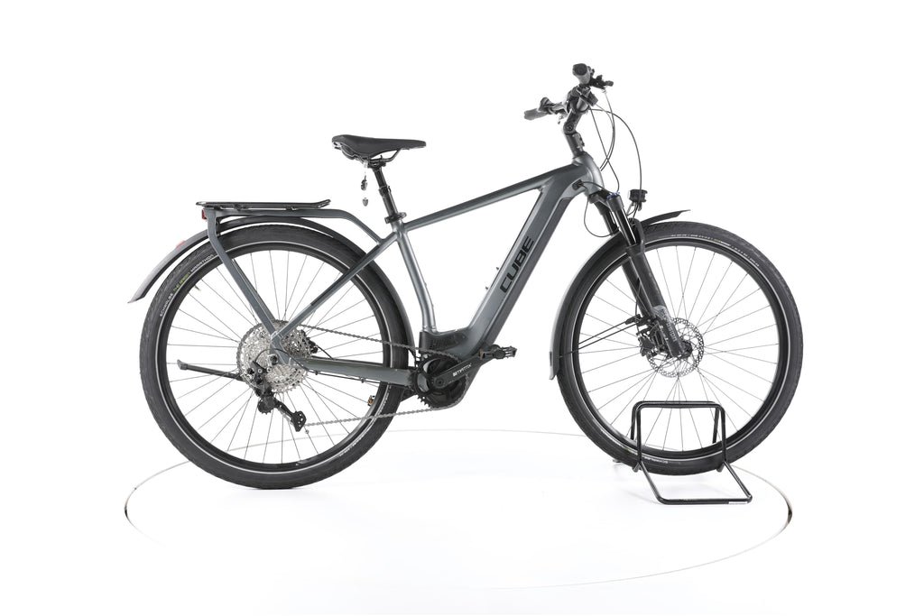Cube Kathmandu Hybrid Pro Trekking E-Bike - Image 1