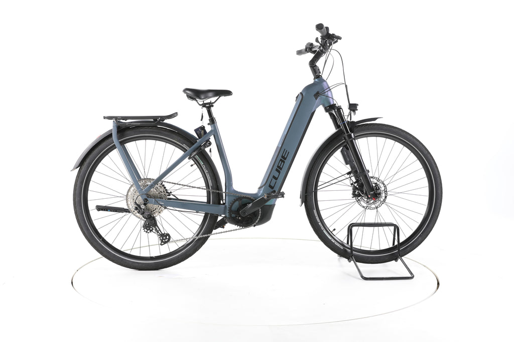Cube Kathmandu Hybrid ABS Trekking E-Bike Tiefeinsteiger 2023 - Image 1