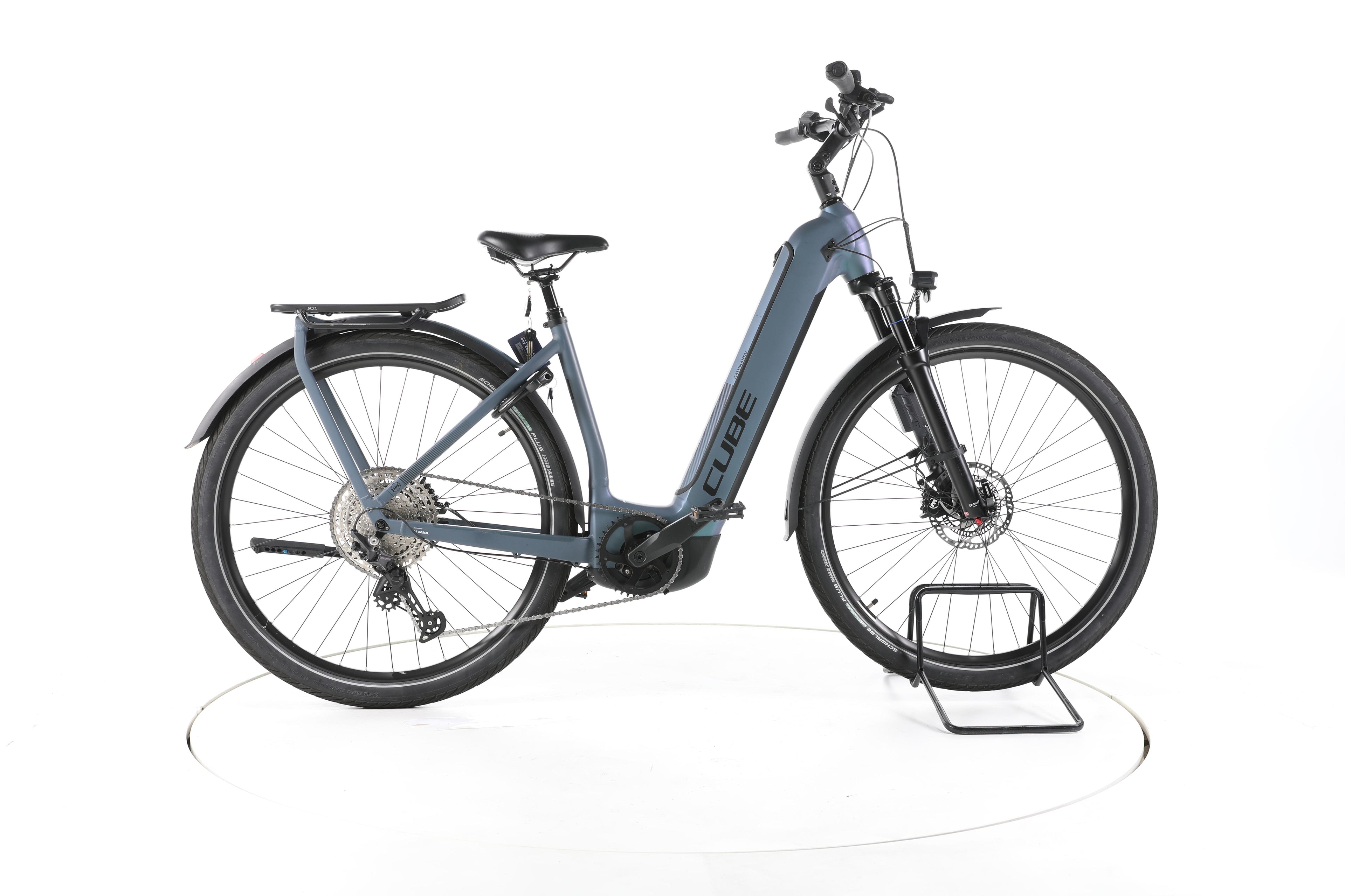 Cube Kathmandu Hybrid ABS Trekking E-Bike Tiefeinsteiger 2023 - Image 1