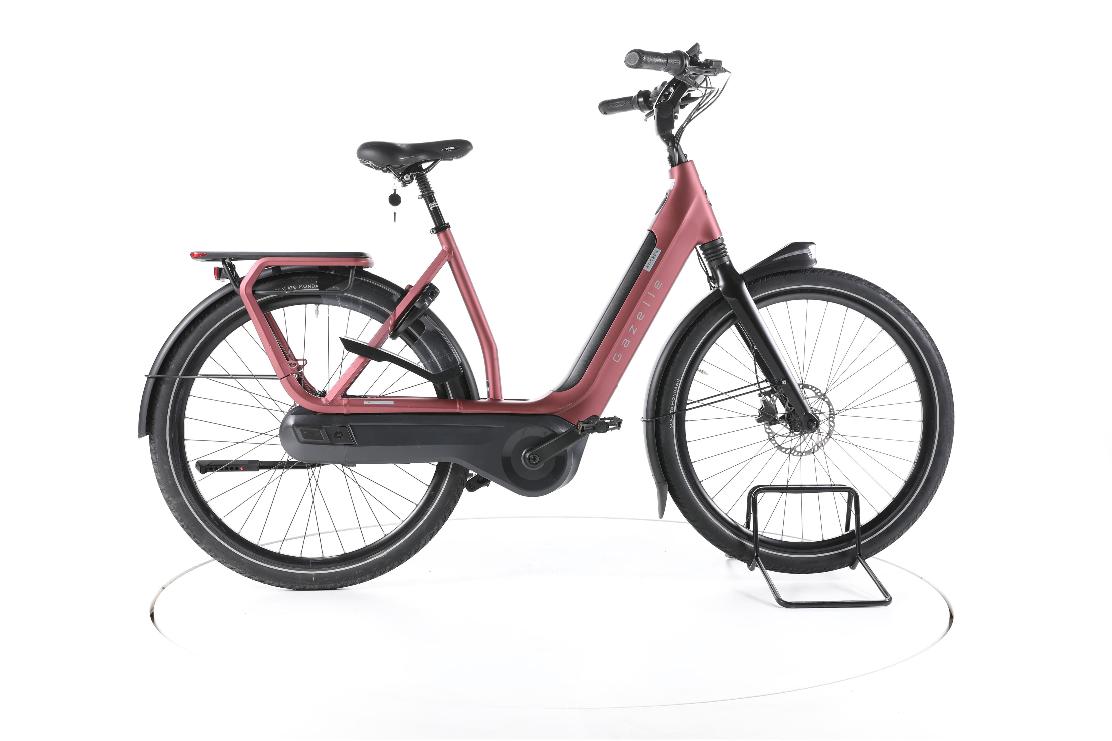 Gazelle Avignon C8 HMB City E-Bike Tiefeinsteiger - Image 1