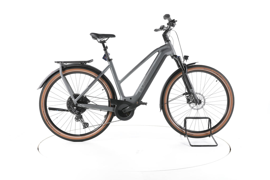Cube Kathmandu Hybrid Pro Trekking E-Bike 2023 - Image 1