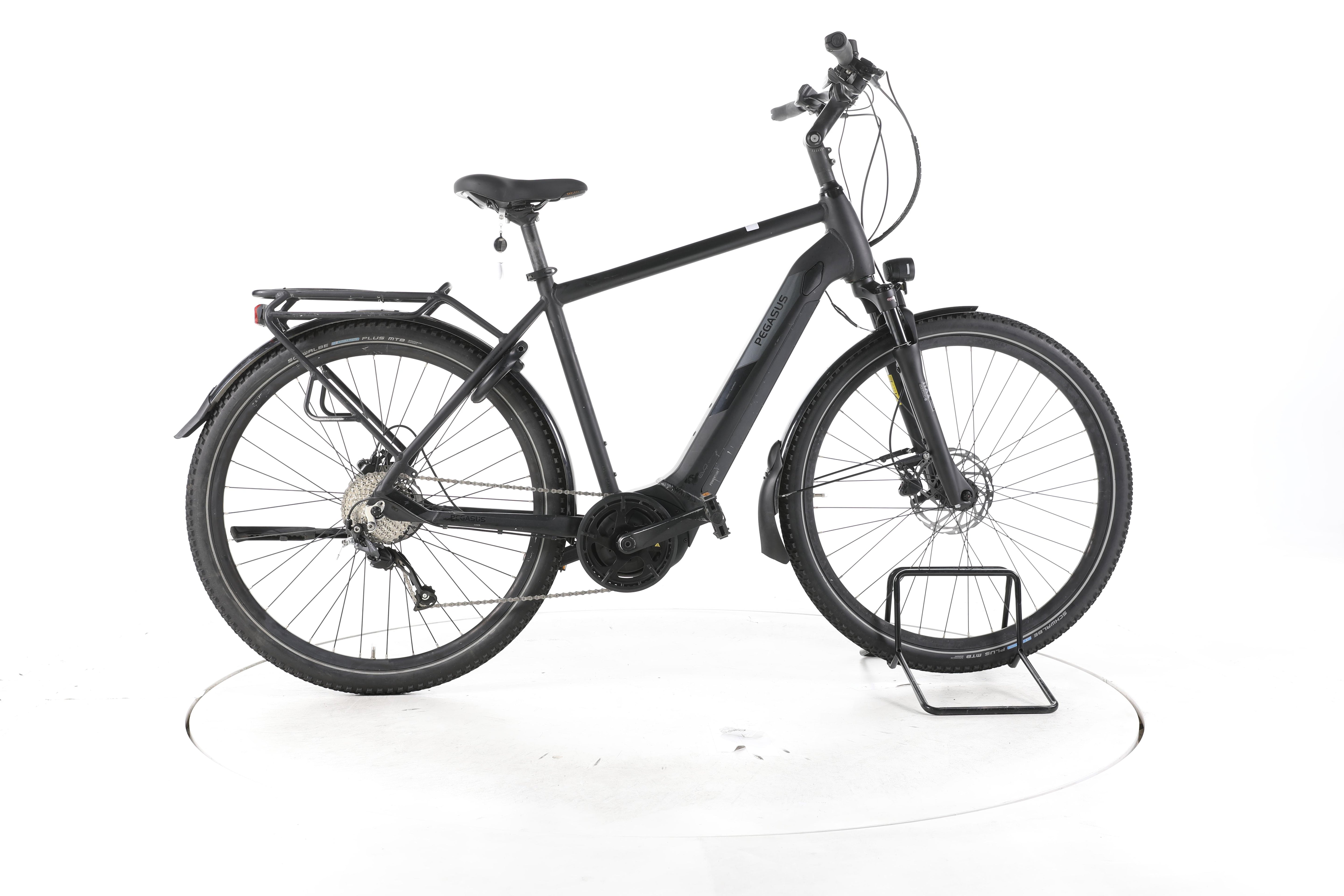 Pegasus Solero EVO Trekking E-Bike - Image 1