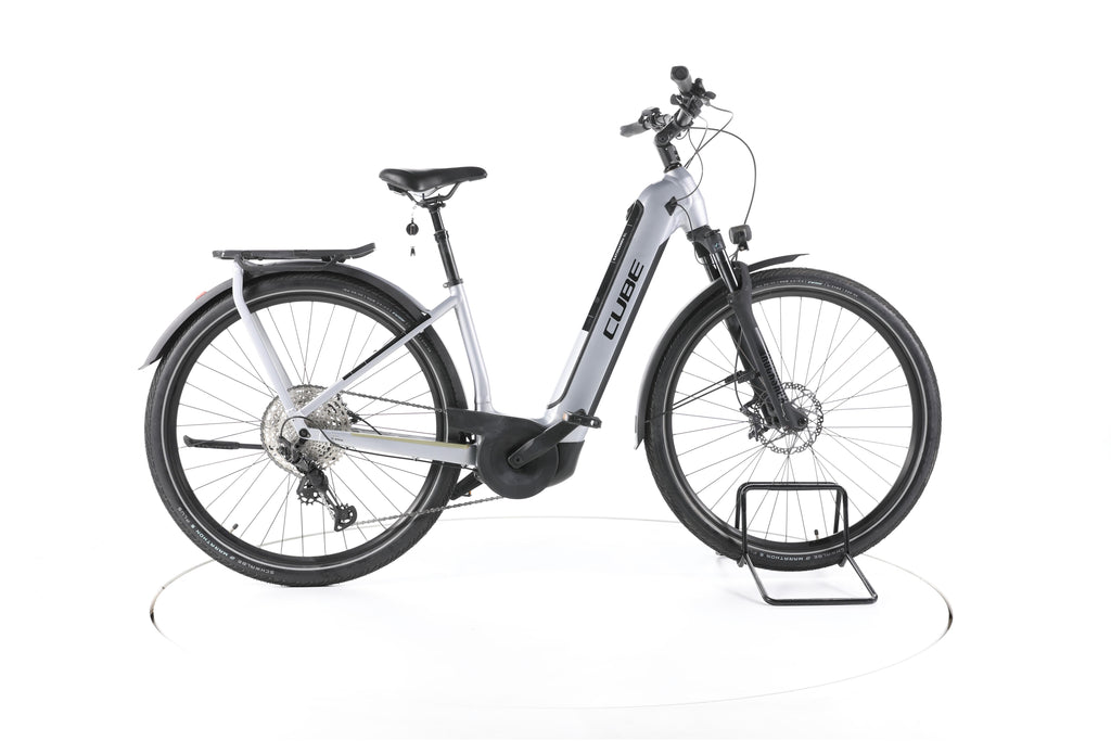 Cube Kathmandu Hybrid SL Trekking E-Bike Tiefeinsteiger - Image 1