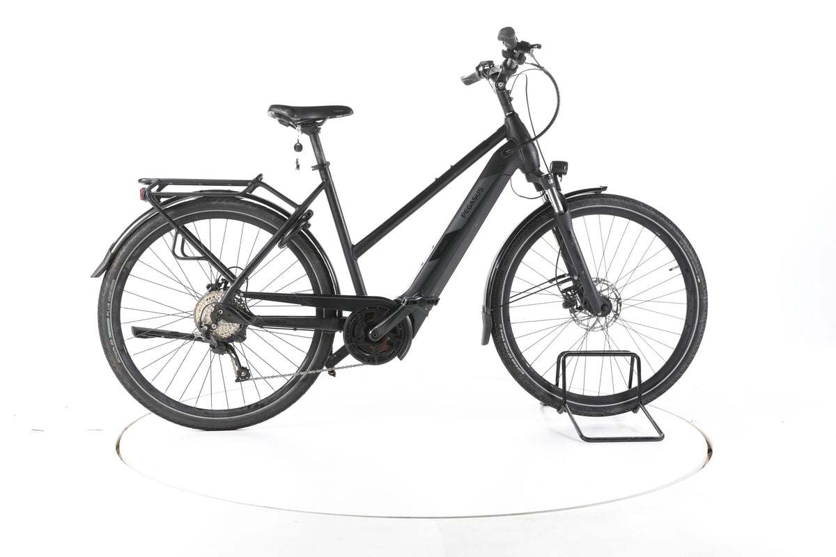 Pegasus Solero Evo 9 HMB Trekking E-Bike - Image 1