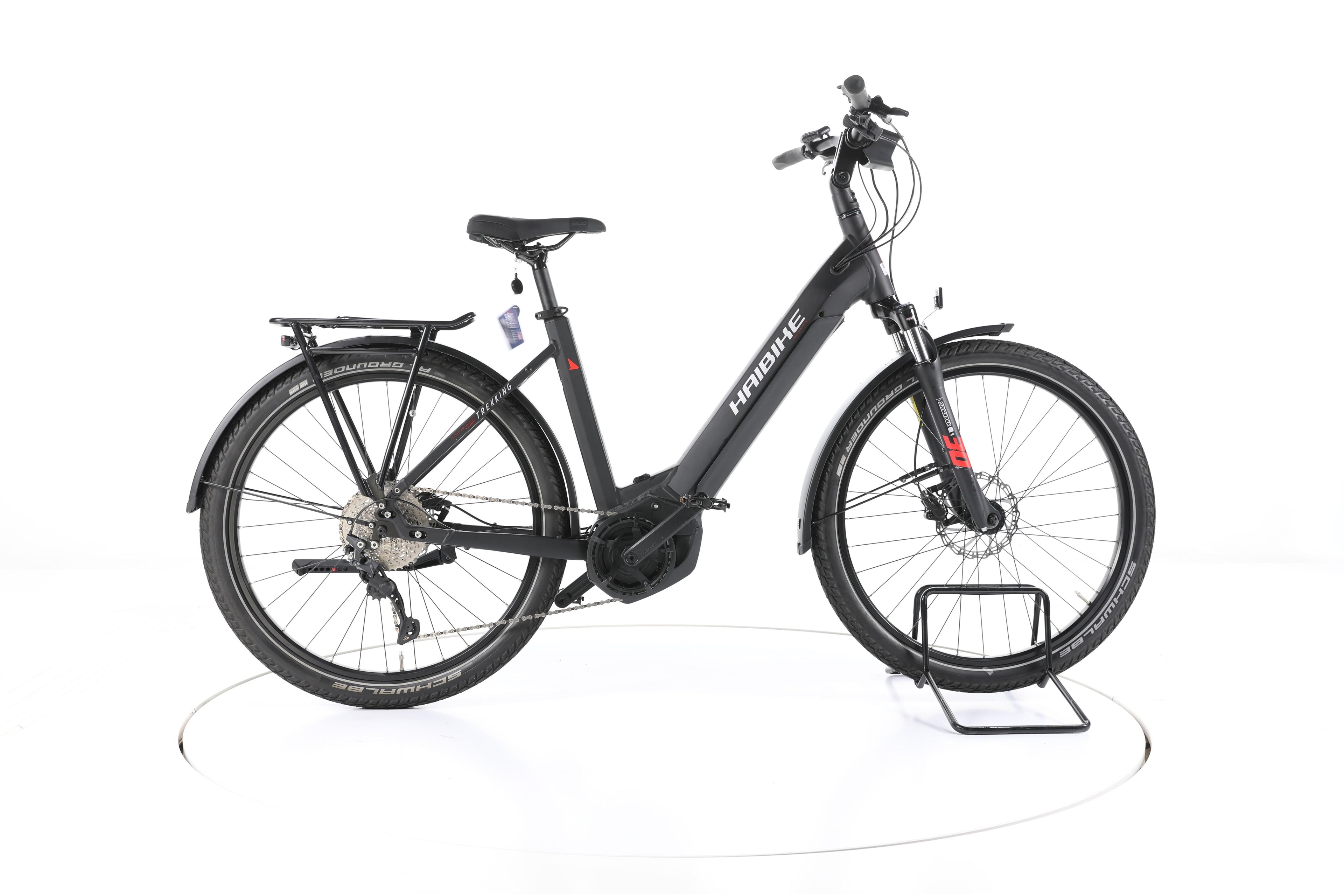 Haibike Trekking 6 Trekking E-Bike Tiefeinsteiger - Image 1