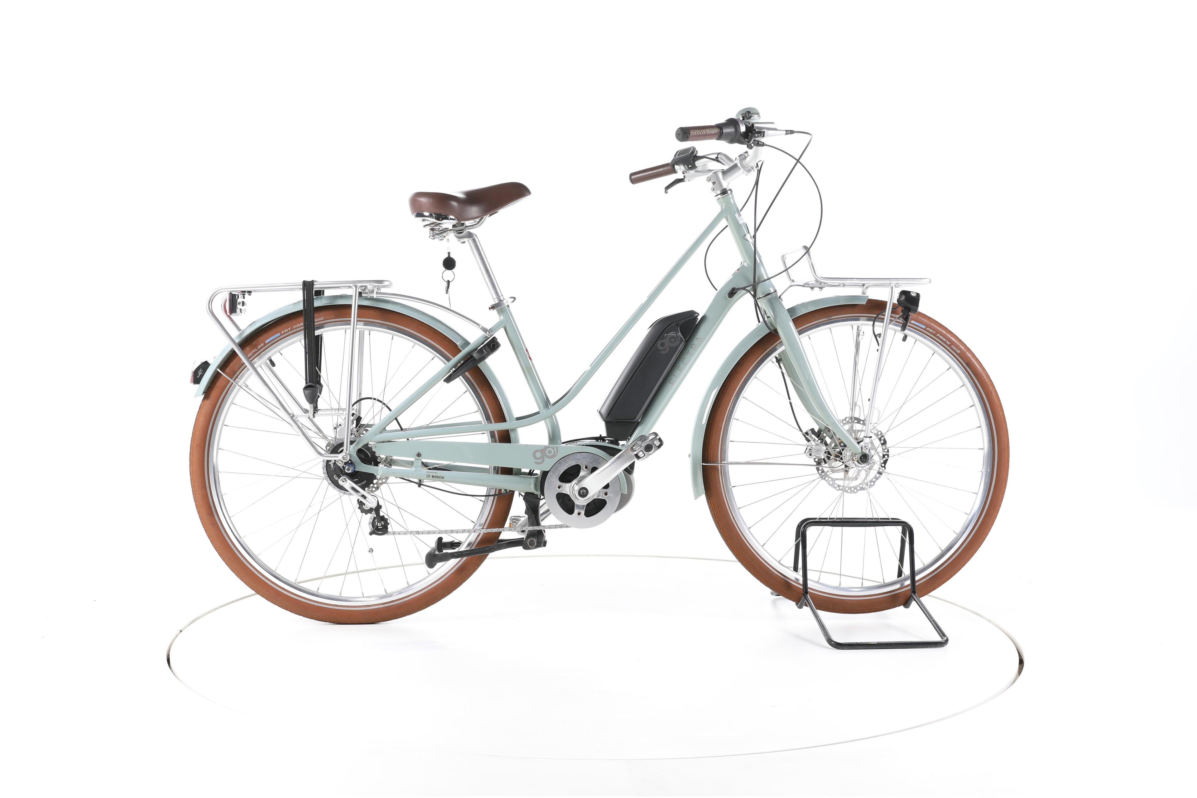 Electra Bicycle Loft Go! 5i EQ City E-Bike - Image 1